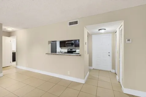 9901 Westview Drive Coral Springs FL 33076