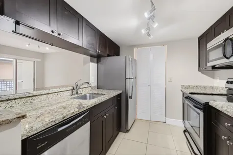 9901 Westview Drive Coral Springs FL 33076