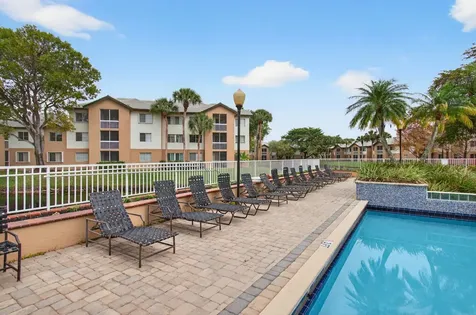 9901 Westview Drive Coral Springs FL 33076