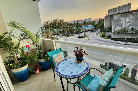 19201 Collins Avenue Sunny Isles Beach FL 33160