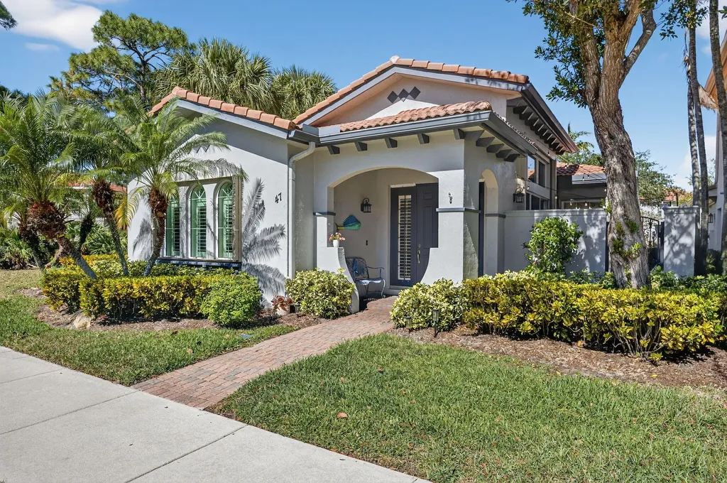 47 Stoney Drive Palm Beach Gardens FL 33410