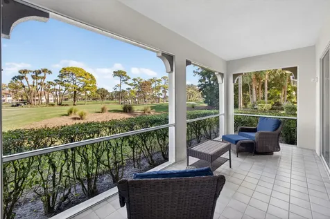 402 Ryder Cup Circle Palm Beach Gardens FL 33418