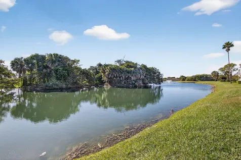 402 Ryder Cup Circle Palm Beach Gardens FL 33418