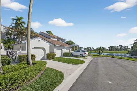 402 Ryder Cup Circle Palm Beach Gardens FL 33418