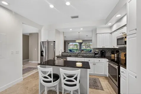 402 Ryder Cup Circle Palm Beach Gardens FL 33418