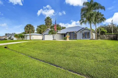 1911 Sw Janette Avenue Port Saint Lucie FL 34953