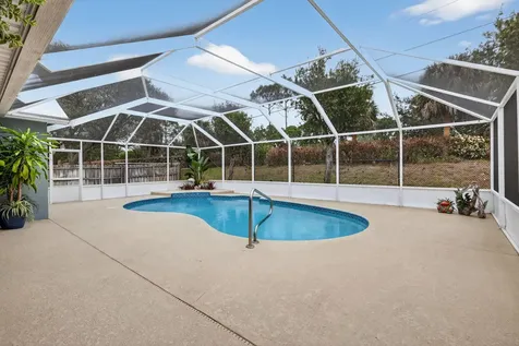 1911 Sw Janette Avenue Port Saint Lucie FL 34953
