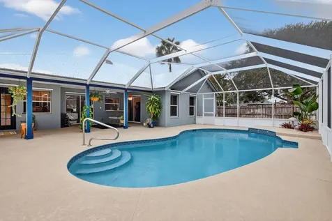 1911 Sw Janette Avenue Port Saint Lucie FL 34953