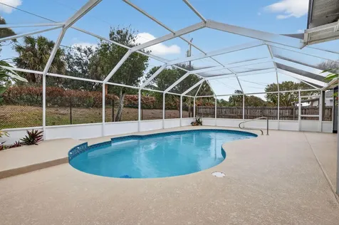 1911 Sw Janette Avenue Port Saint Lucie FL 34953