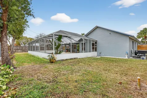 1911 Sw Janette Avenue Port Saint Lucie FL 34953