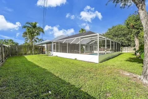 1911 Sw Janette Avenue Port Saint Lucie FL 34953