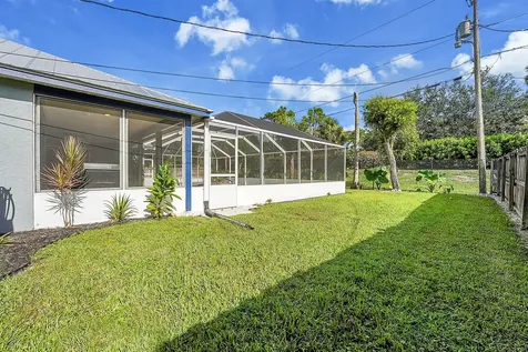 1911 Sw Janette Avenue Port Saint Lucie FL 34953