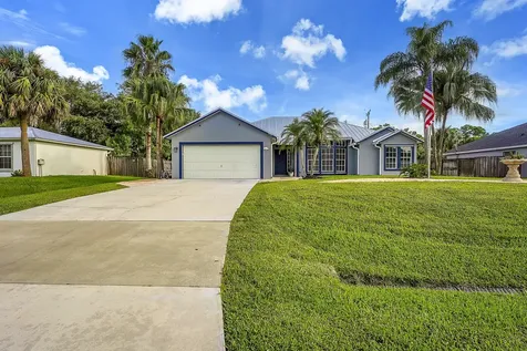 1911 Sw Janette Avenue Port Saint Lucie FL 34953