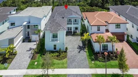 4214 Mendel Lane Palm Beach Gardens FL 33418