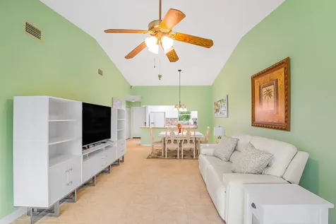2950 Se Ocean Boulevard Stuart FL 34996