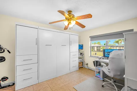 2950 Se Ocean Boulevard Stuart FL 34996