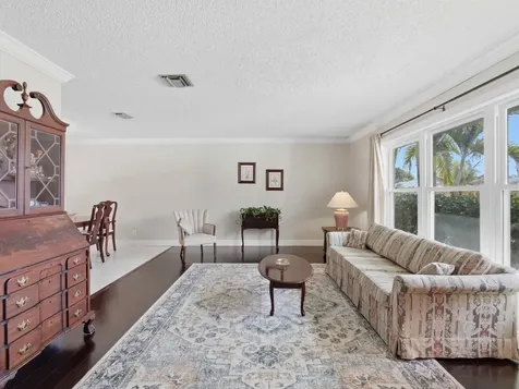 150 Valencia Street Royal Palm Beach FL 33411