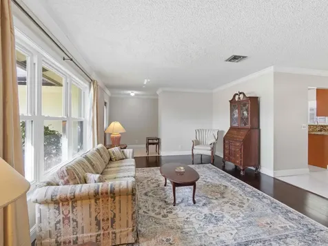 150 Valencia Street Royal Palm Beach FL 33411