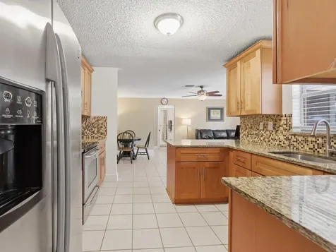 150 Valencia Street Royal Palm Beach FL 33411