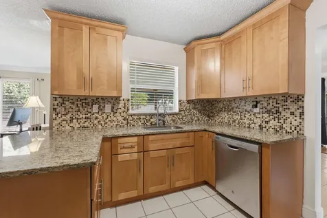 150 Valencia Street Royal Palm Beach FL 33411
