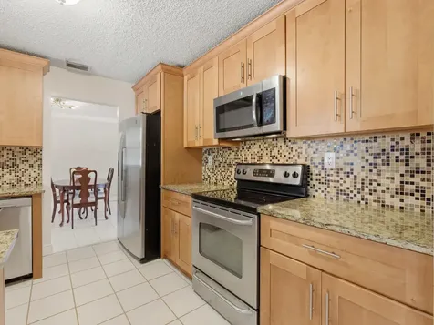 150 Valencia Street Royal Palm Beach FL 33411
