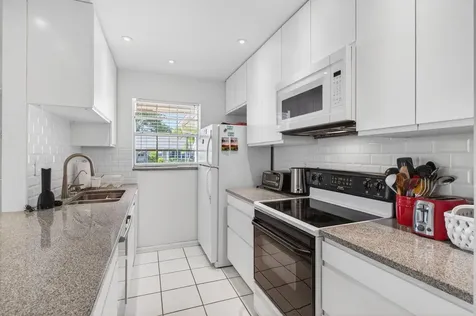 1327 High Point Way Delray Beach FL 33445