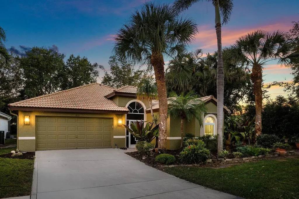 7812 Edinburough Lane Delray Beach FL 33446