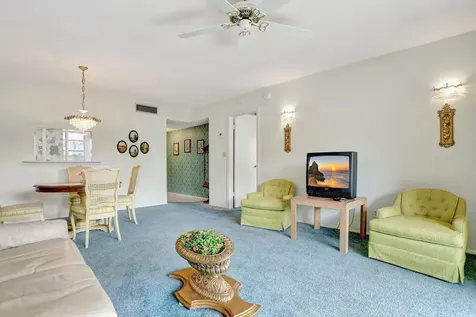 4000 Nw 44th Avenue Lauderdale Lakes FL 33319