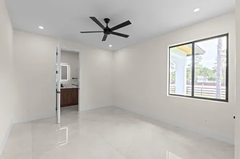 16024 84th Court Loxahatchee FL 33470