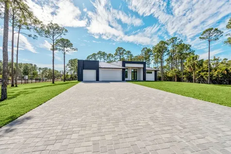 16024 84th Court Loxahatchee FL 33470