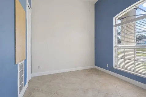2161 Sw Hyacinth Street Port Saint Lucie FL 34953