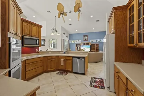 2161 Sw Hyacinth Street Port Saint Lucie FL 34953