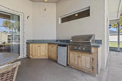 2161 Sw Hyacinth Street Port Saint Lucie FL 34953