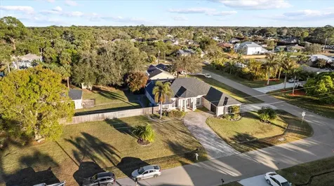 2161 Sw Hyacinth Street Port Saint Lucie FL 34953