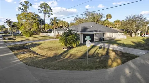 2161 Sw Hyacinth Street Port Saint Lucie FL 34953