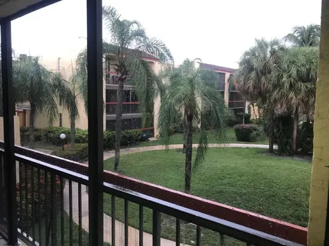 733 SE 1st Way Deerfield Beach FL 33441