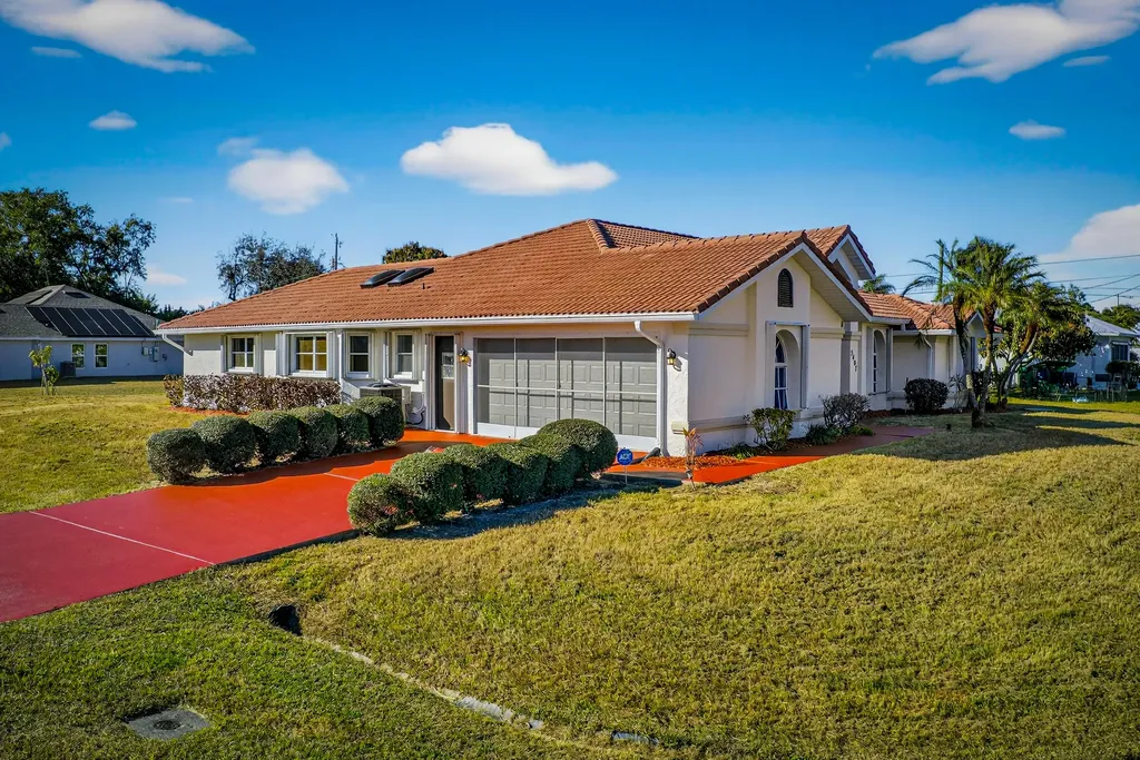 5407 Nw Chicopa Street Port Saint Lucie FL 34983
