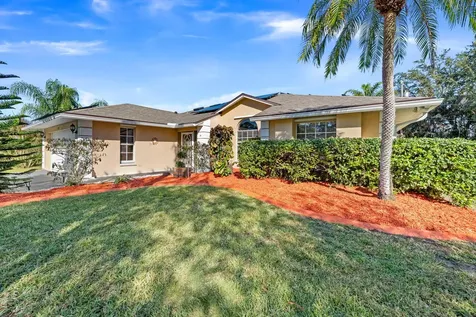 1849 Sw Kimberly Avenue Port Saint Lucie FL 34953