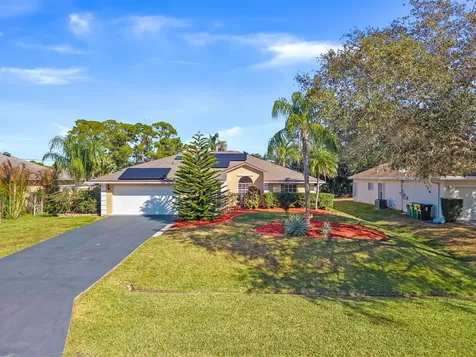 1849 Sw Kimberly Avenue Port Saint Lucie FL 34953