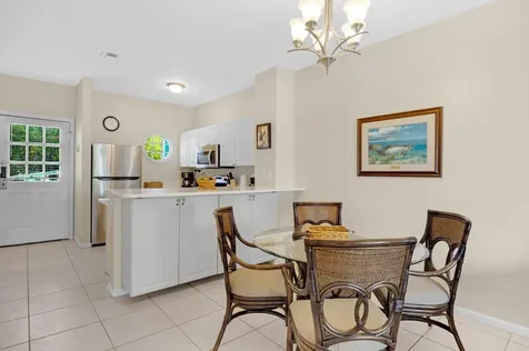 5081 Sunset Village Drive Duck Key FL 33050