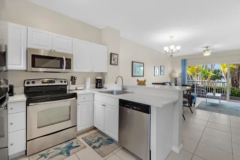 5081 Sunset Village Drive Duck Key FL 33050