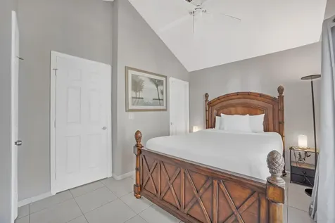 5081 Sunset Village Drive Duck Key FL 33050
