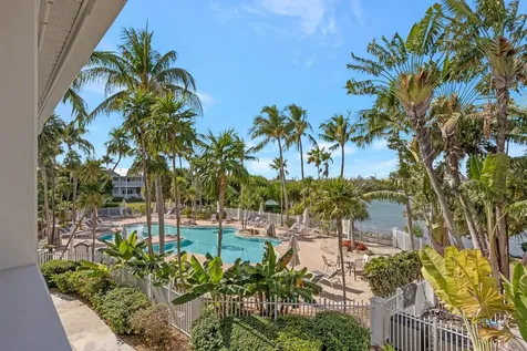 5081 Sunset Village Drive Duck Key FL 33050