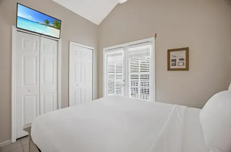 5081 Sunset Village Drive Duck Key FL 33050