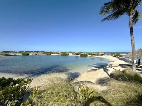 5081 Sunset Village Drive Duck Key FL 33050