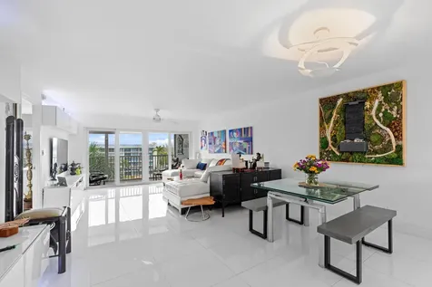 1523 E Hillsboro Boulevard Deerfield Beach FL 33441