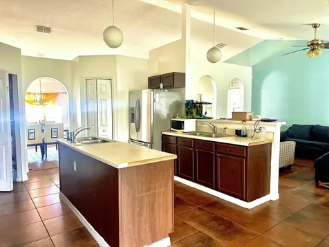 742 Nw Placid Avenue Port Saint Lucie FL 34984