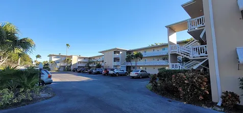 2615 N Garden Drive Lake Worth FL 33461