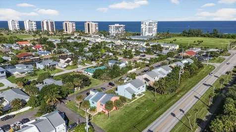 1000 Shorewinds Drive Hutchinson Island FL 34949
