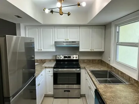 1000 Shorewinds Drive Hutchinson Island FL 34949